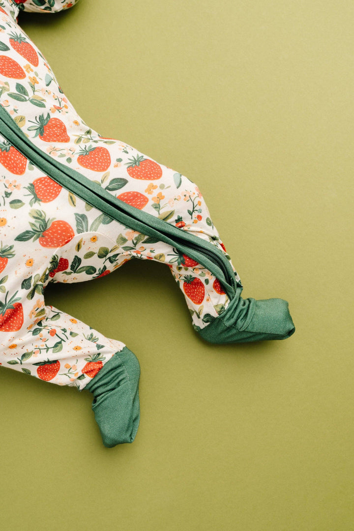 Vintage Strawberry Bamboo Convertible Sleeper