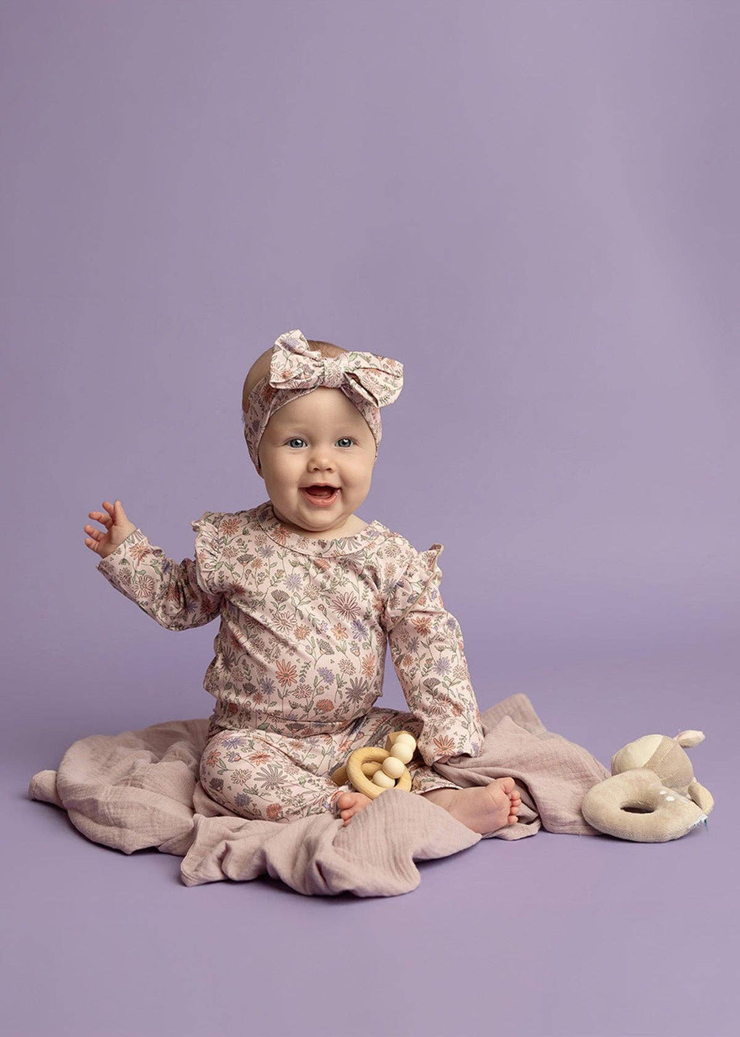 Whimsical Wildflower Long Sleeve Floral Ruffle Trim Bodysuit: Pink