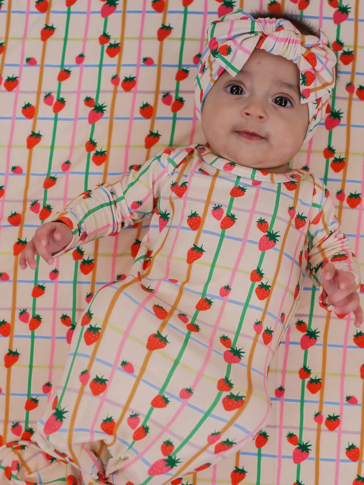 Everything Blanket- Berry Patch