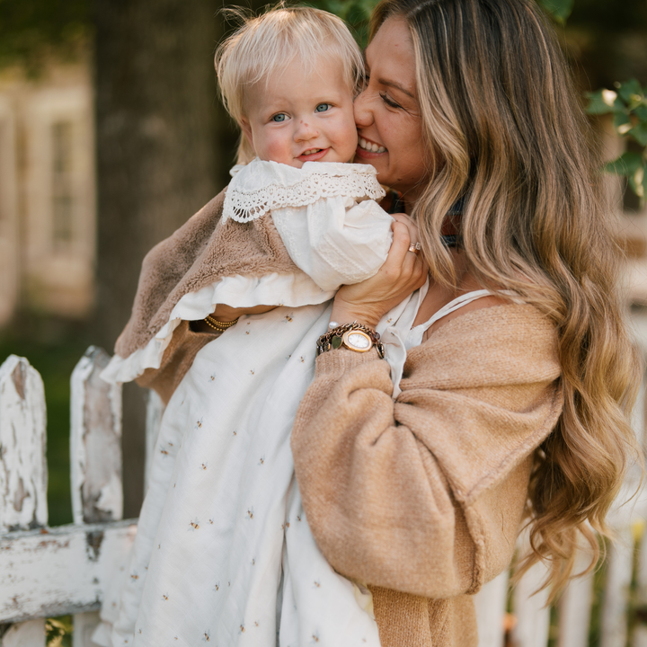 BRIE MATTHEWS BAMBOO RAYON MUSLIN/LUSH BLANKETS: Bee / Mini