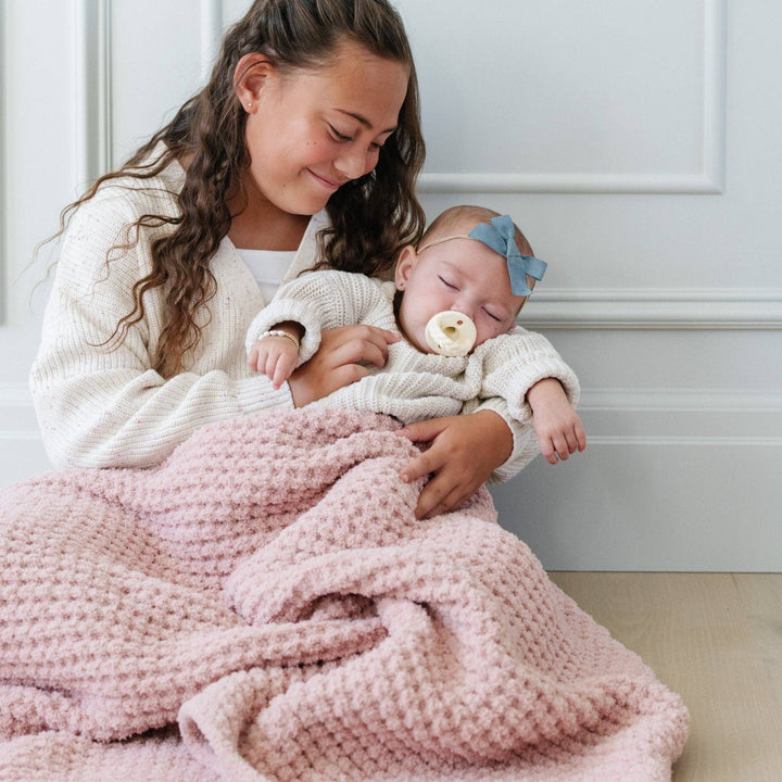 WAFFLE KNIT RECEIVING BLANKETS: Elm
