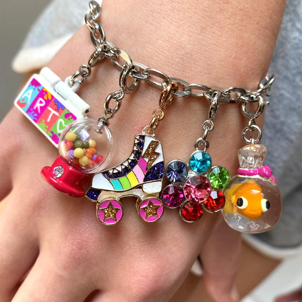 Charm It-Silver chain bracelet