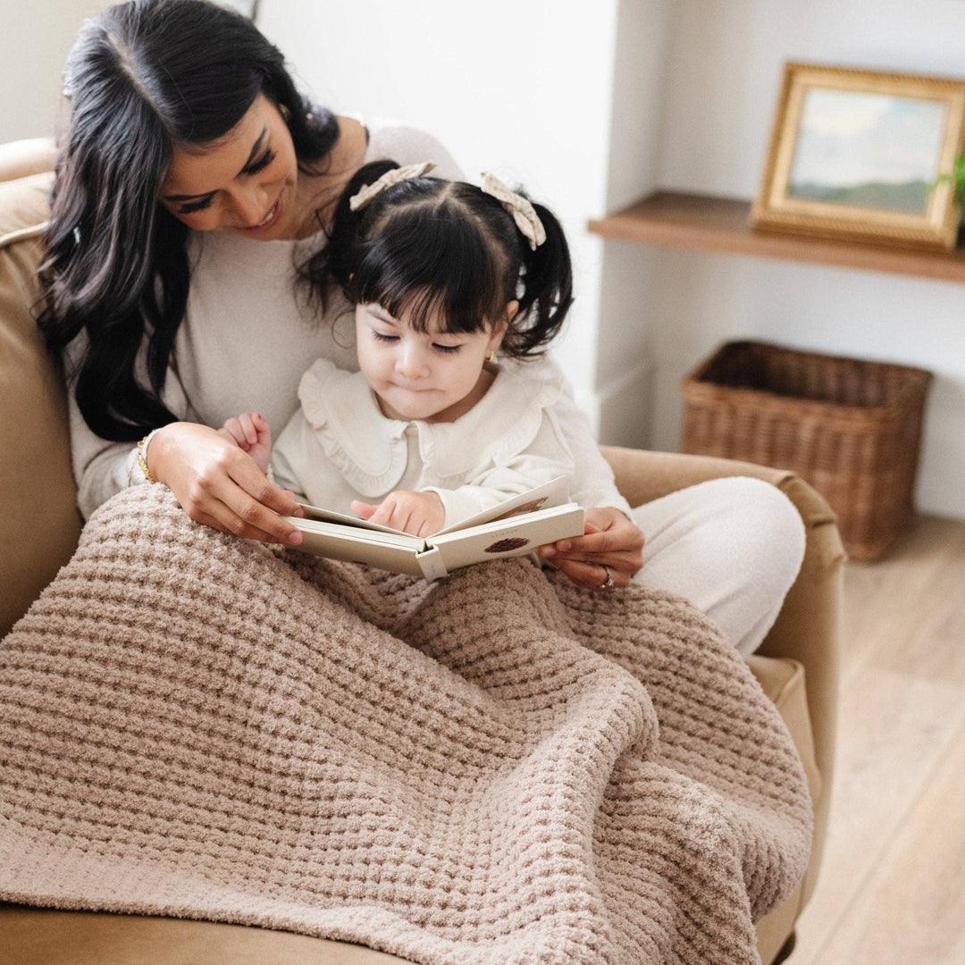 WAFFLE KNIT RECEIVING BLANKETS: Elm