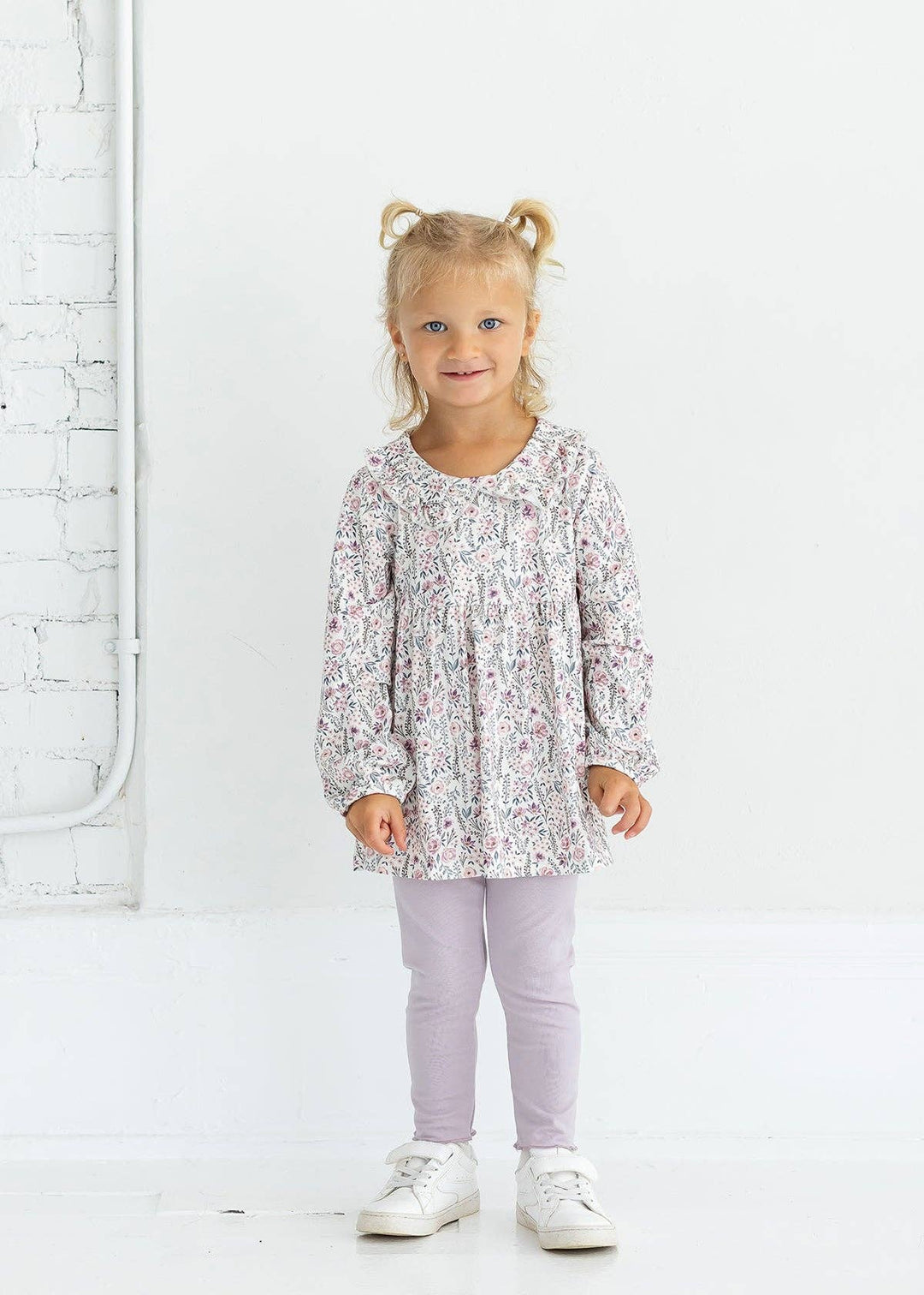 Soft Meadow Long Sleeve Floral Peter Pan Collar Top and Legging Set: Purple