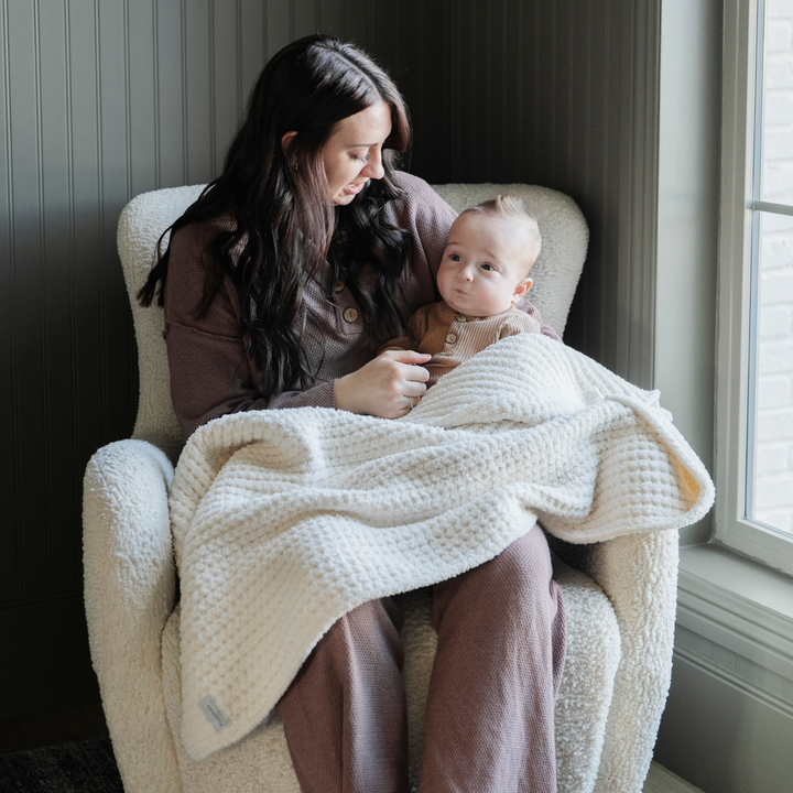 WAFFLE KNIT RECEIVING BLANKETS: Elm